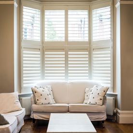 Bay_window_shutters