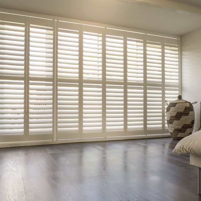 Bedroom_track_shutters