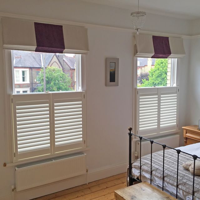 Bedroom cafe style shutters